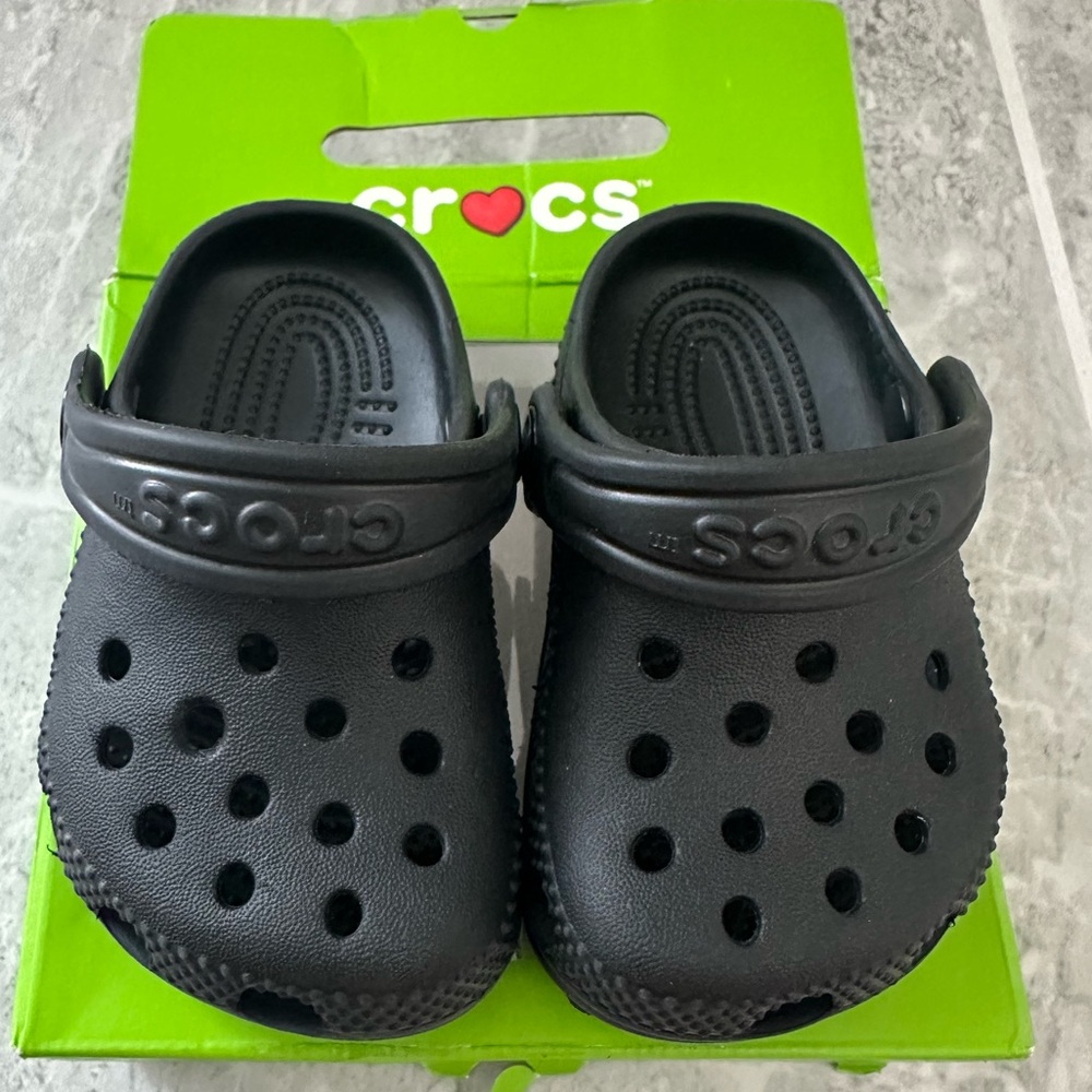 Infant crocs little